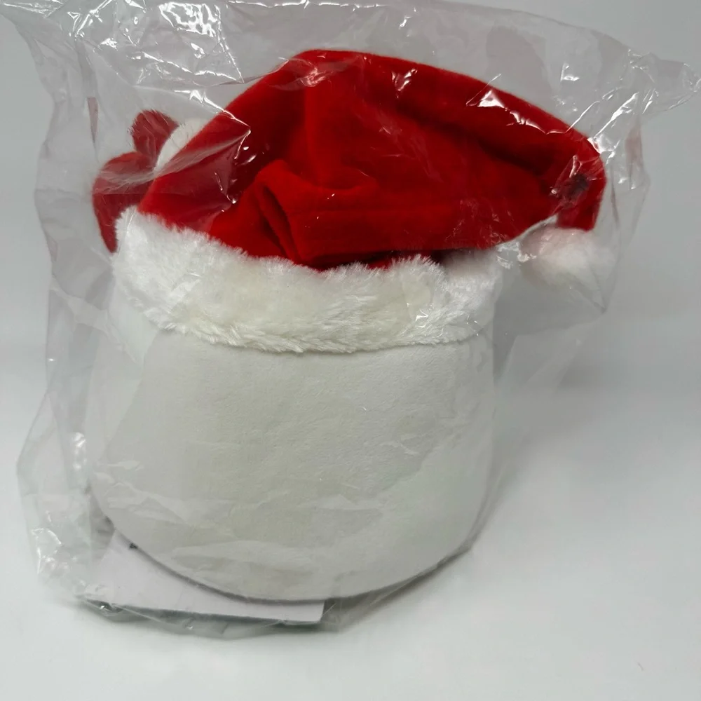 NWT’ HELLO KITTY Dancing Santa Moving Hat! Plays 5 songs!